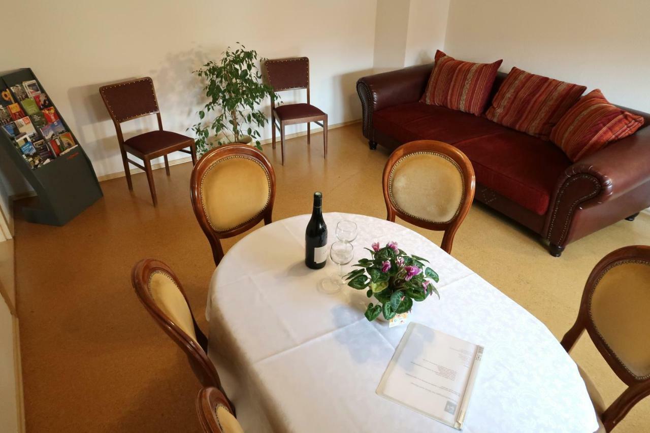 Haus Zum Roemer Arnstadt Esterno foto